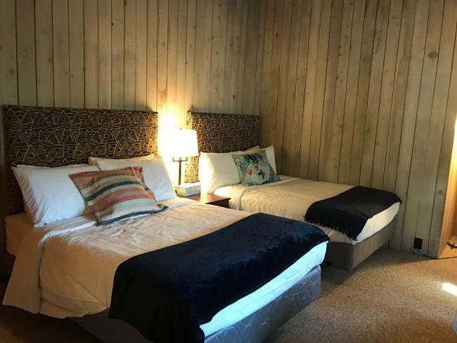 The Surf Lodge And Pub Gabriola Exterior foto